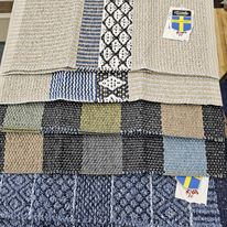 Load image into Gallery viewer, Alfie Vinyl Rug