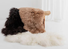 Load image into Gallery viewer, Icelandic Sheepskins