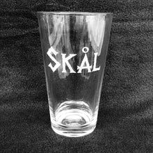 Load image into Gallery viewer, Pint Glass
