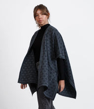 Load image into Gallery viewer, Norlender Shawl Merino Wool
