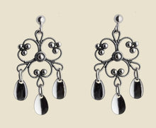 Load image into Gallery viewer, Earrings from Sylsmidja
