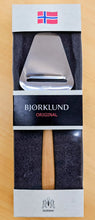 Load image into Gallery viewer, Cheese Slicer - Birch Handle in Gift Box
