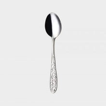 Load image into Gallery viewer, Kristin Flatware
