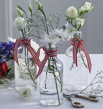 Load image into Gallery viewer, Norges Glass  - Bottles, Shakers, Salt &amp; Pepper
